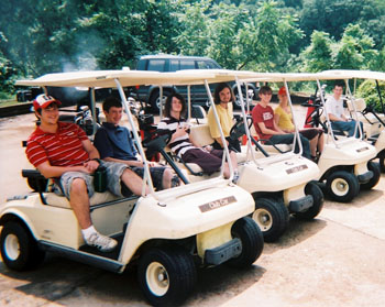 Golfing at Beaver Lake 02.jpg