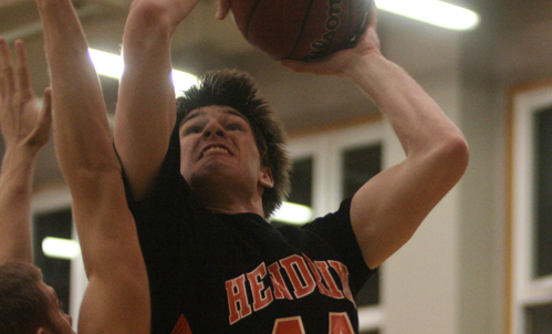 Sophomore forward Colton Primm