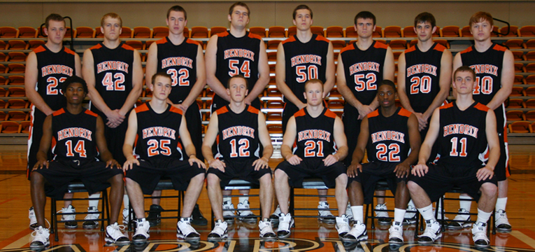 2009-10 mensbasketballteamphoto_765x360.jpg