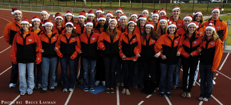 2009 crosscountryteamphoto_765x350.jpg