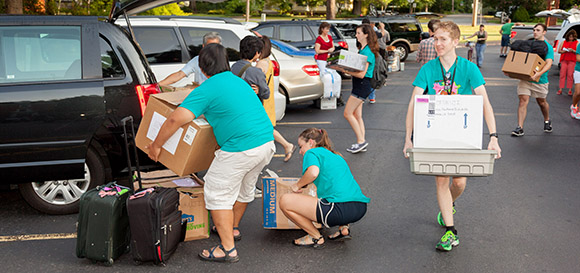 New Student Move-In Day 2014